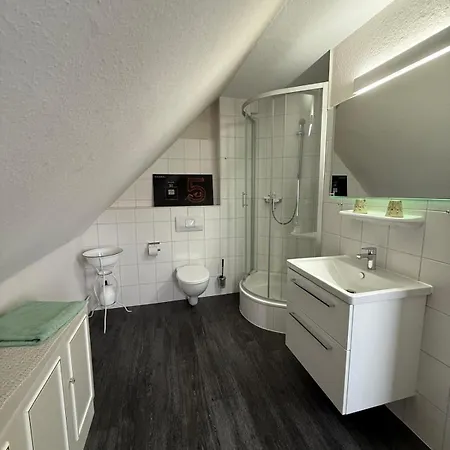 La Apartment *