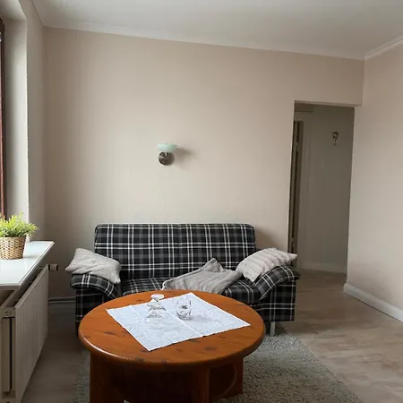 La Apartment *