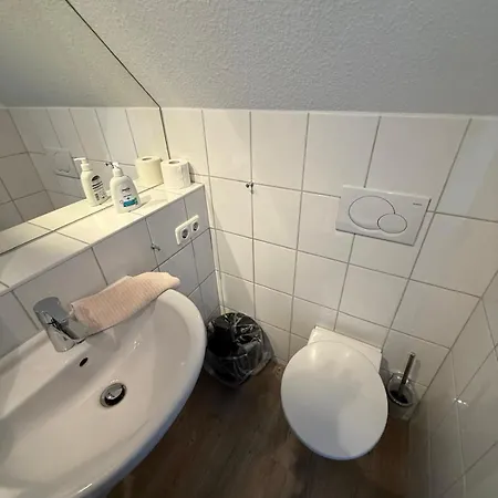 La Apartment *